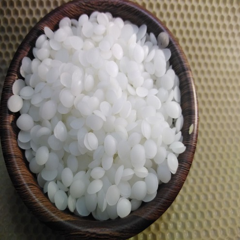 بیزواکس کاملا سفید++